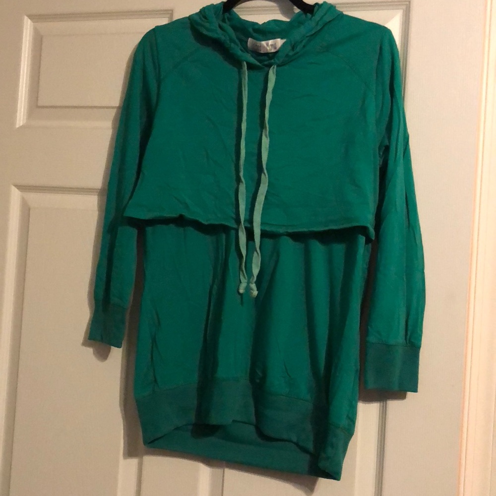 Latched Mama light weight nursing hoodie XL